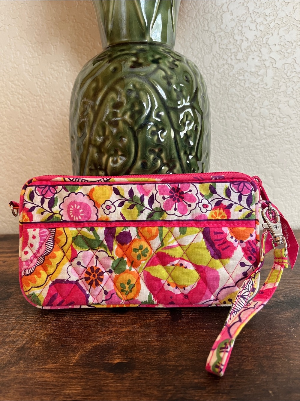 Vera Bradley Clementine zip wristlet wallet